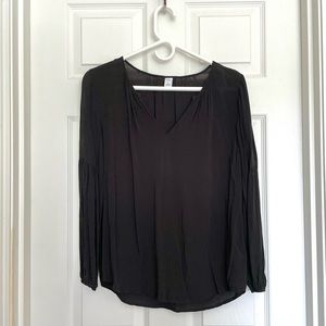 Old Navy Solid Split Neck Blouse - Black - Small